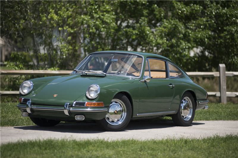 Stunning Photos of the 1966 Porsche 911 Luxury Sports Car