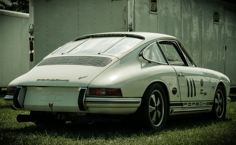 Stunning Photos of the 1966 Porsche 911 Luxury Sports Car