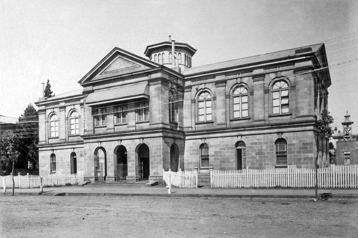 Toowoomba Court House, Neil Street, Toowoomba, 1890