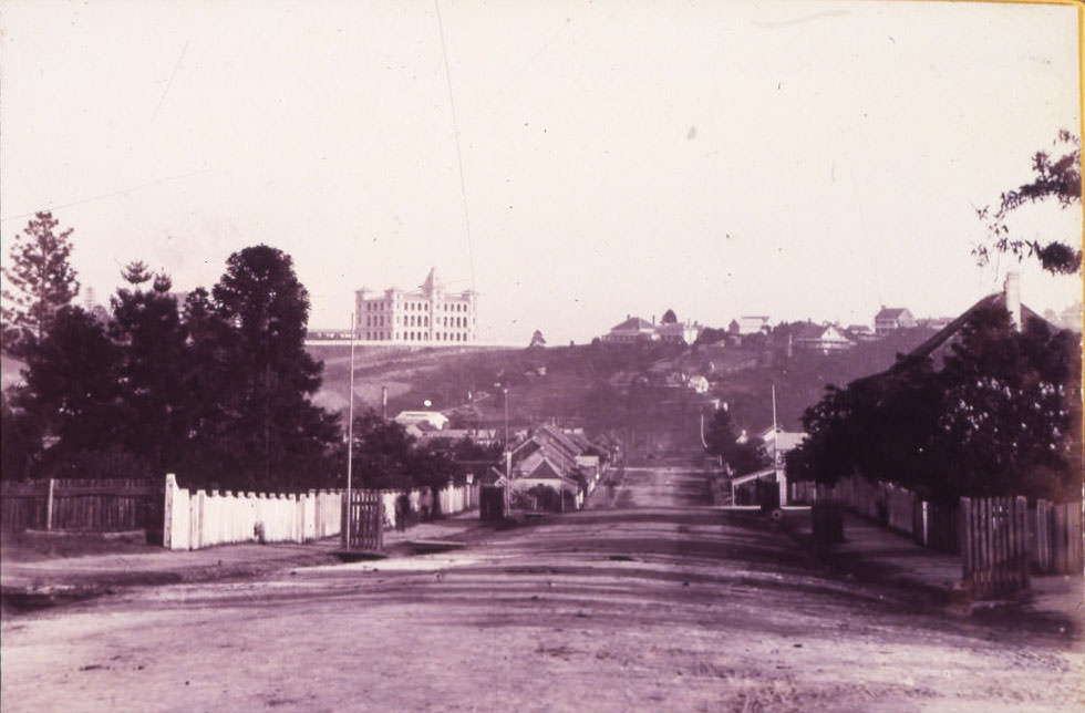 Kangaroo Point Looking North Along Main St, 1882