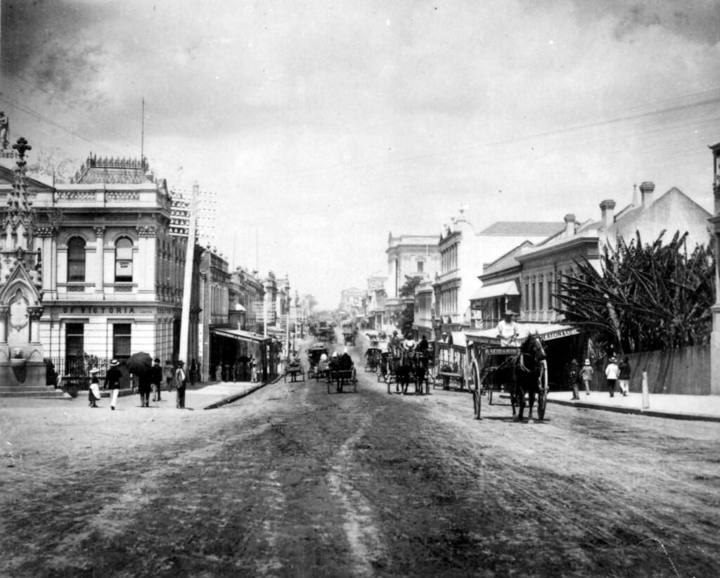 Looking south along Queen Street, Brisbane, 1880