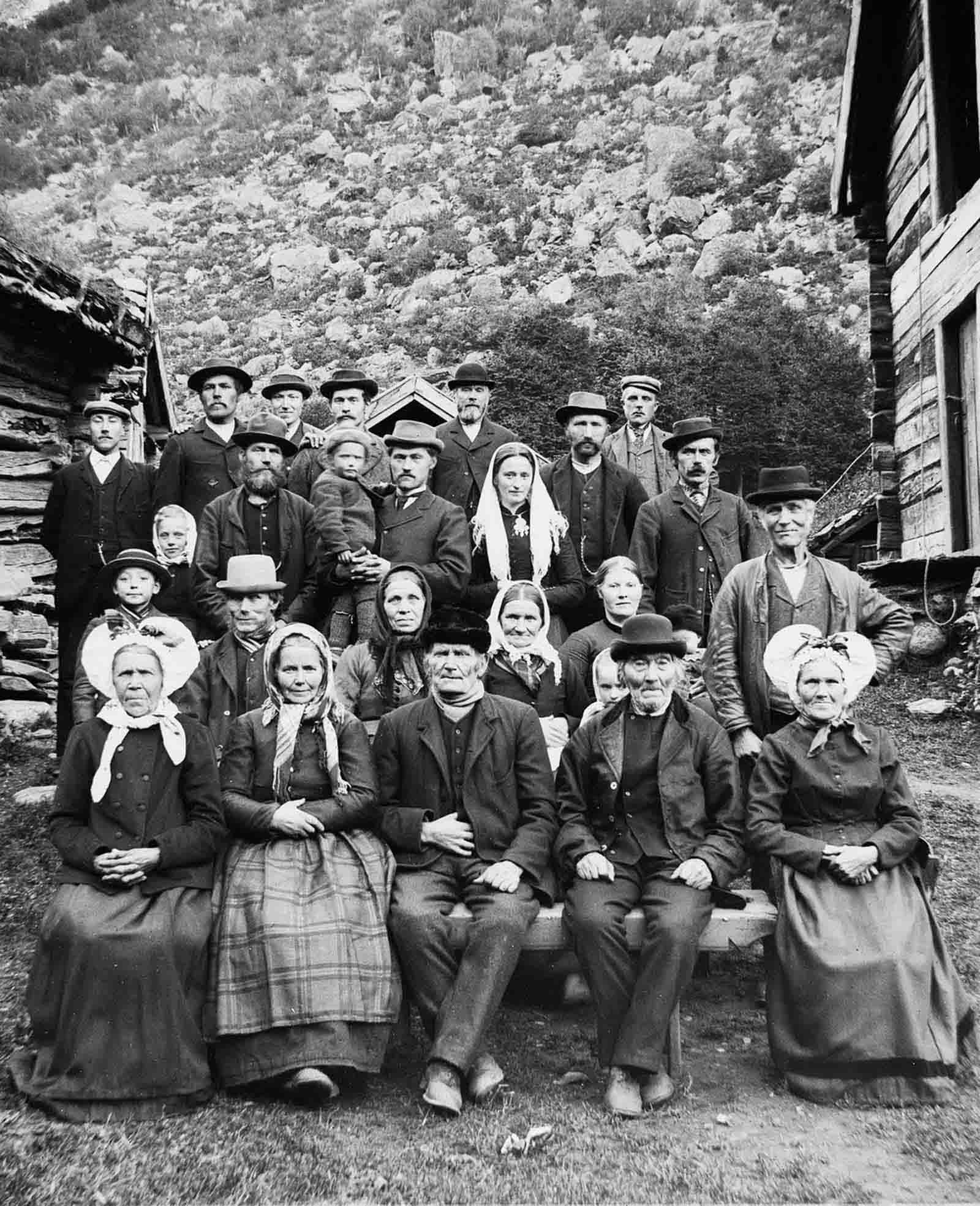 The Rural Life of Norway in the 1900s Through Stunning Photos of Nils Olsson Reppen