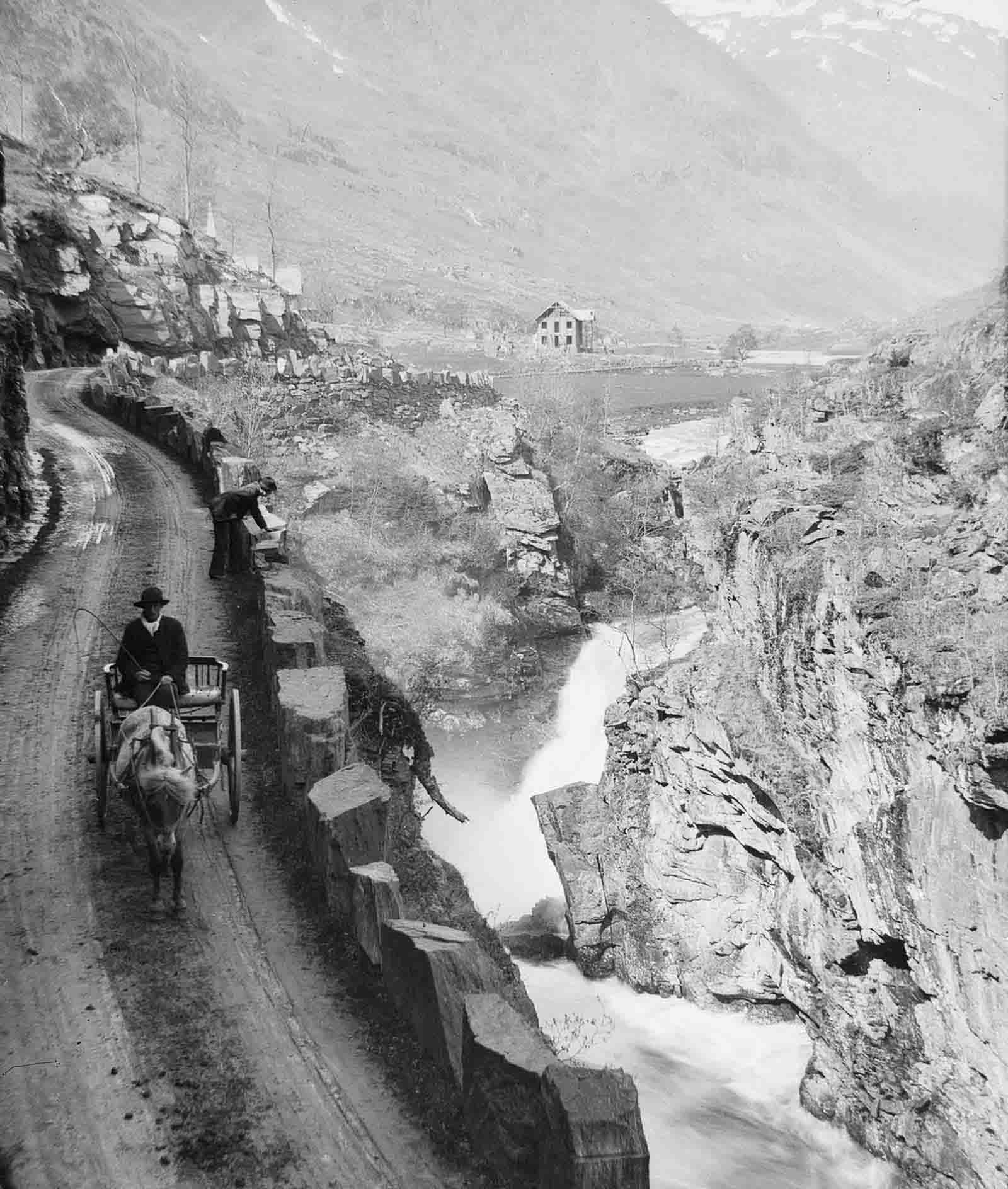 The Rural Life of Norway in the 1900s Through Stunning Photos of Nils Olsson Reppen