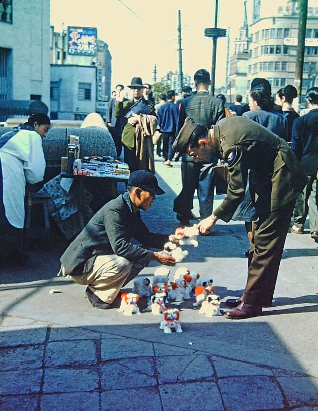 Tokyo street scenes, 1950