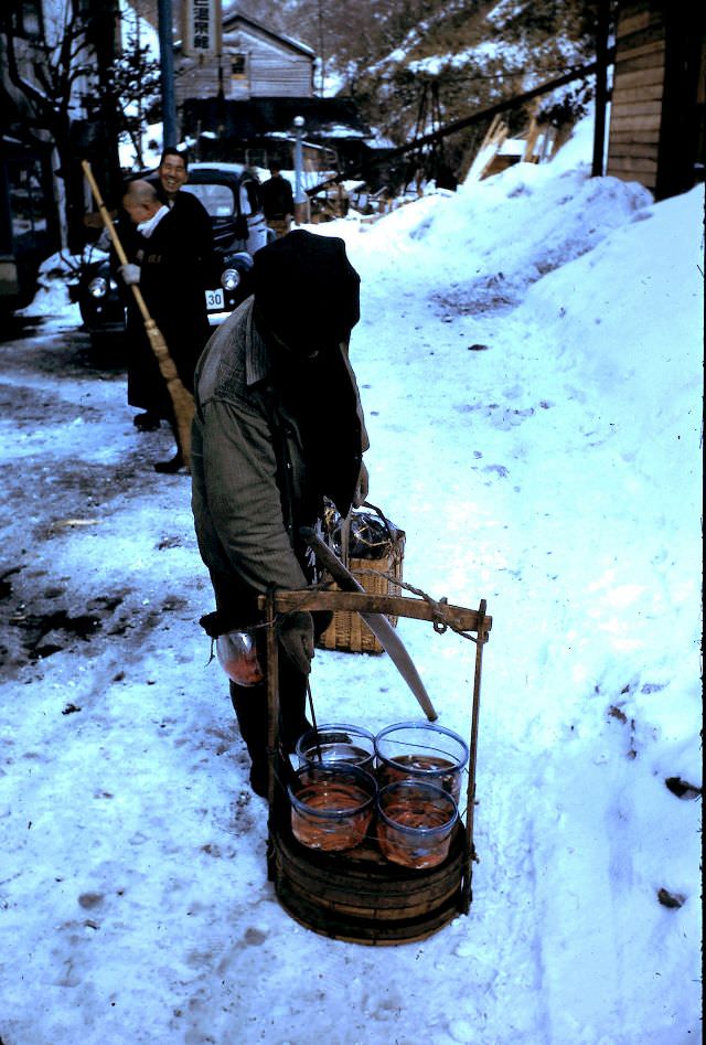 Goldfish seller at Noboribetsu