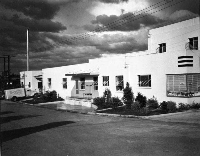 Knowlton's Creamery, San Antonio, Texas.1936 - 1937