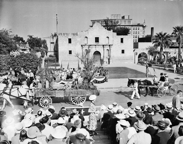 Horse-drawn floats in the 1937 Battle of Flowers Parade, 1937