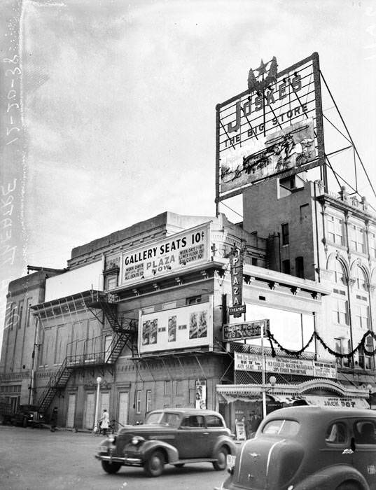 Exterior of Plaza Theater on south side of Alamo Plaza, 1938