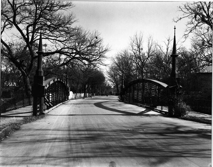 Johnson Street Bridge, San Antonio, 1937