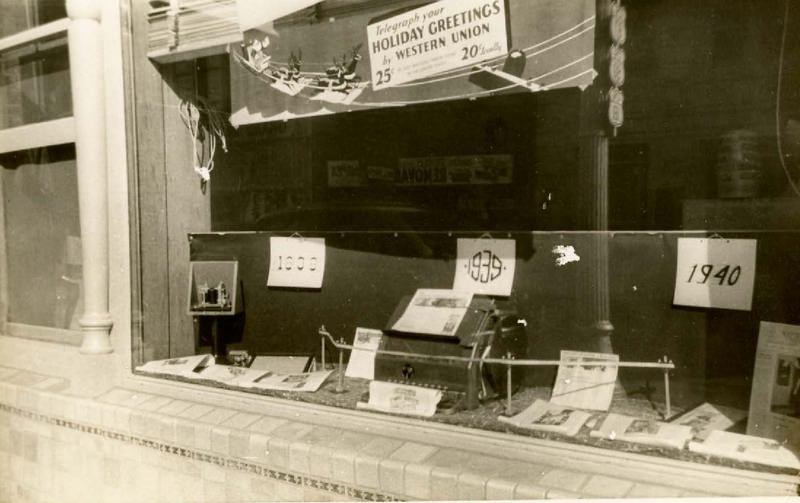 Western Union holiday window displays, 1939