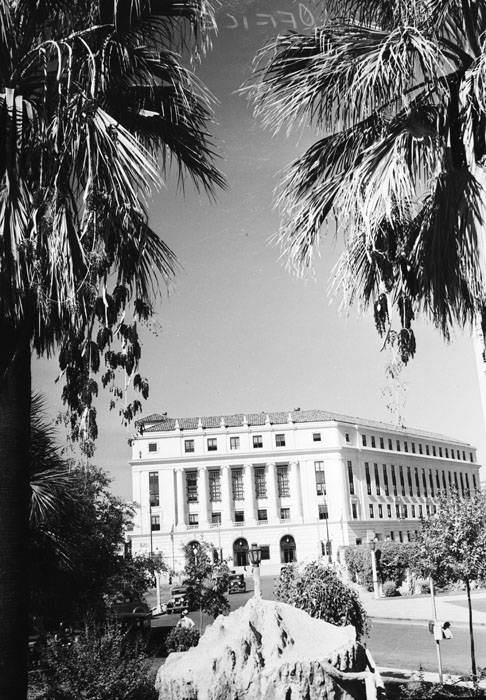 Views of the new Federal Building and Post Office on Alamo Plaza, 1937