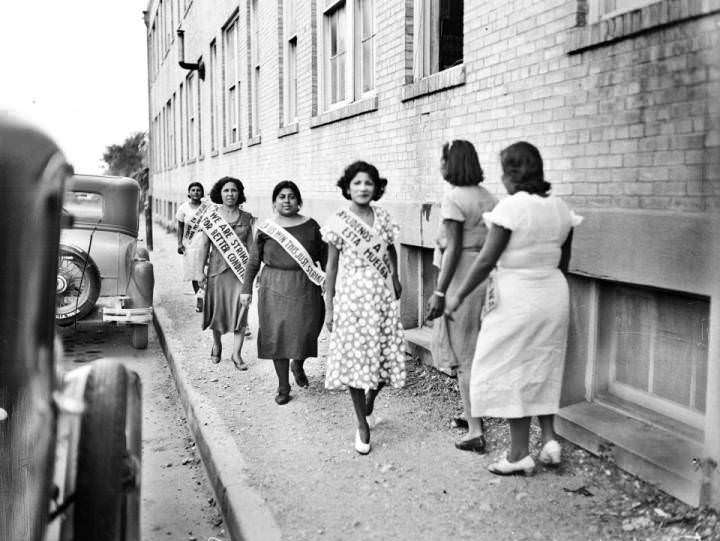 Women formerly employed by Finck Cigar Factory at 602 Buena Vista Street, 1933