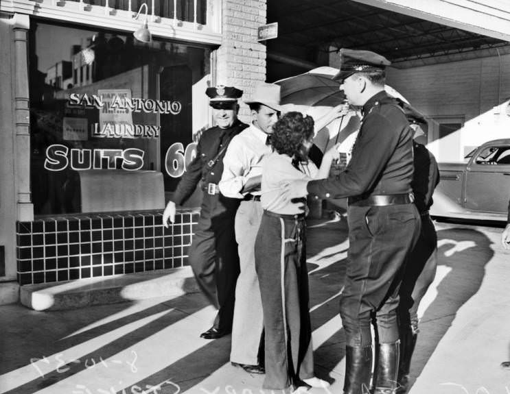 Police arresting Aurora Vallejo during the San Antonio Laundry Strike, 1937