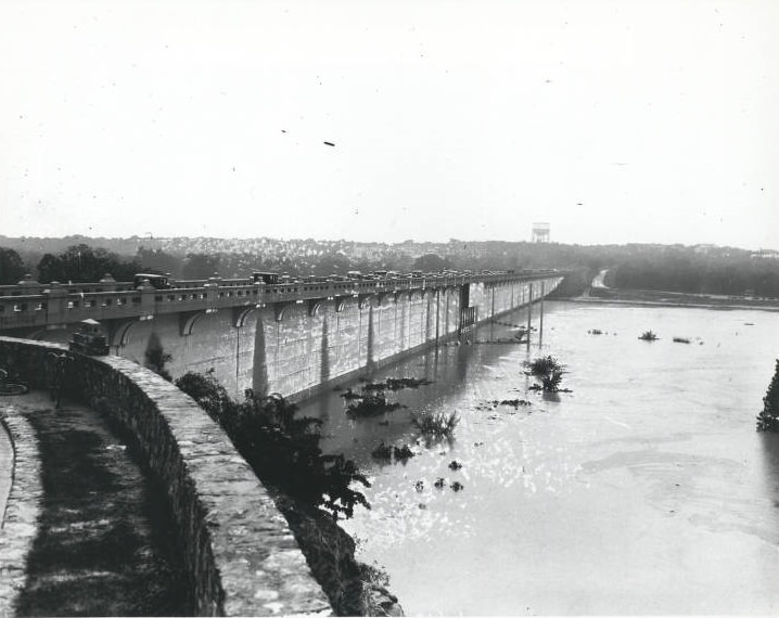 San Antonio River flood photographs, 1935