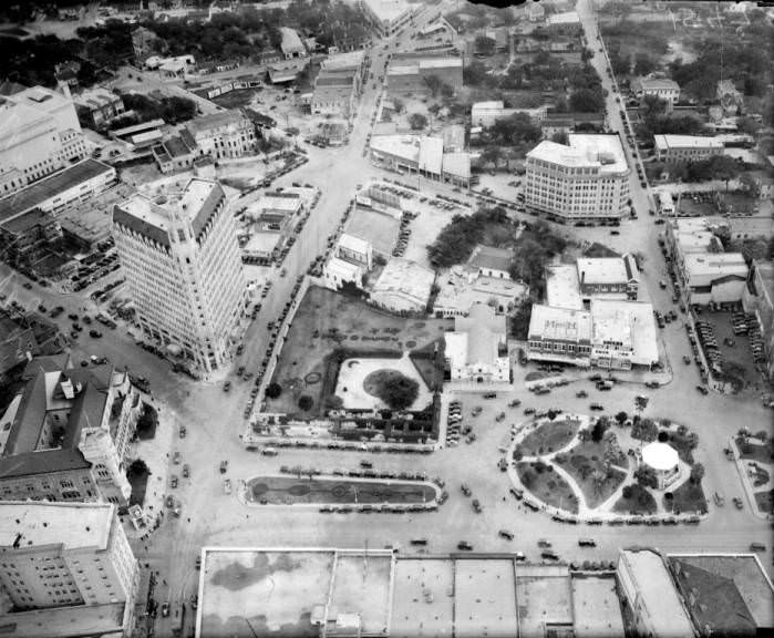 Aerial view of Alamo Plaza, 1931