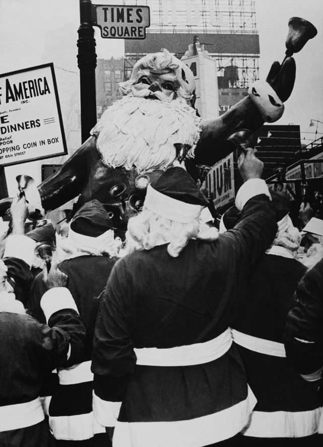 Santa Claus rally in New York, 1961.