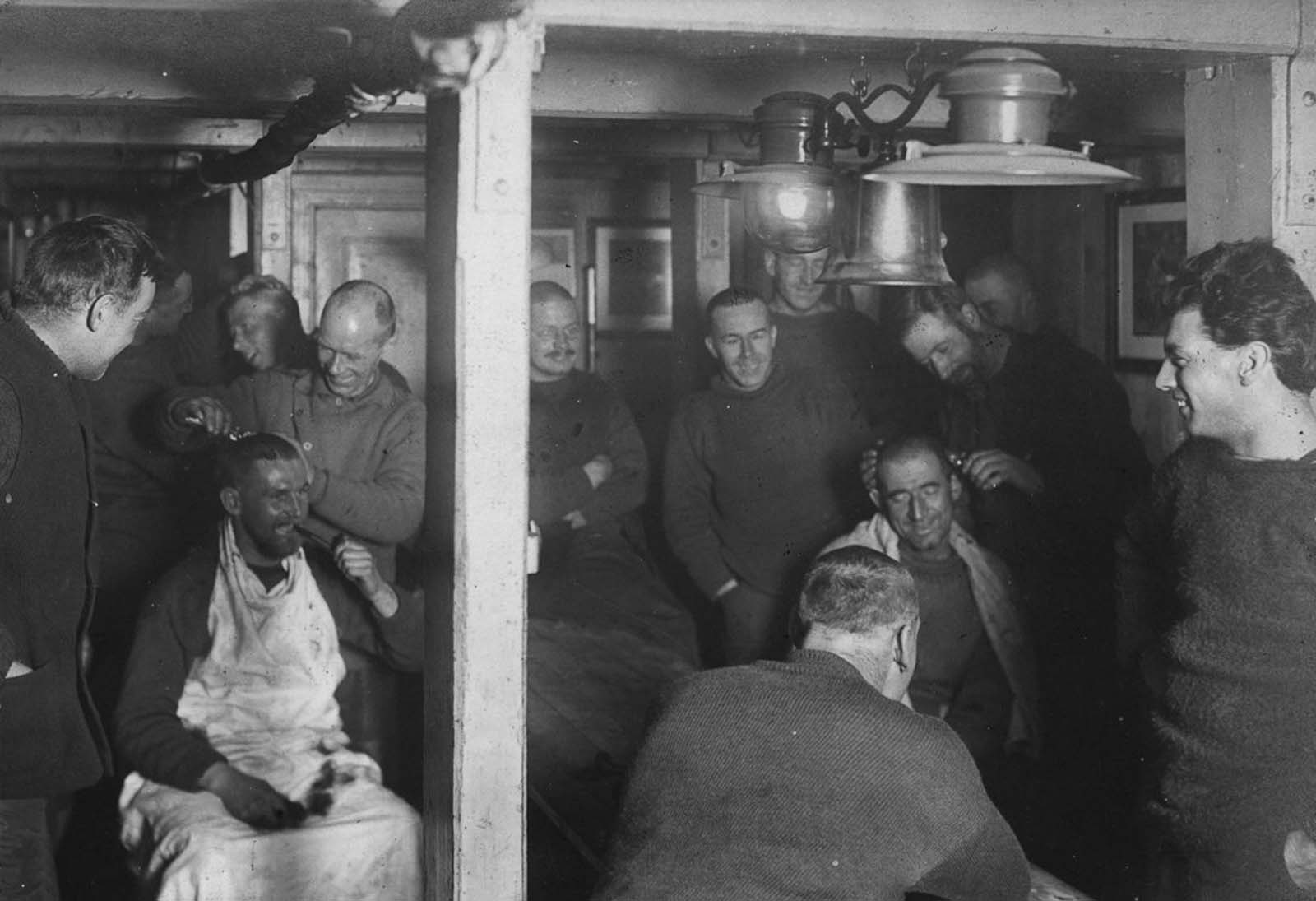 A haircutting tournament aboard the Endurance.