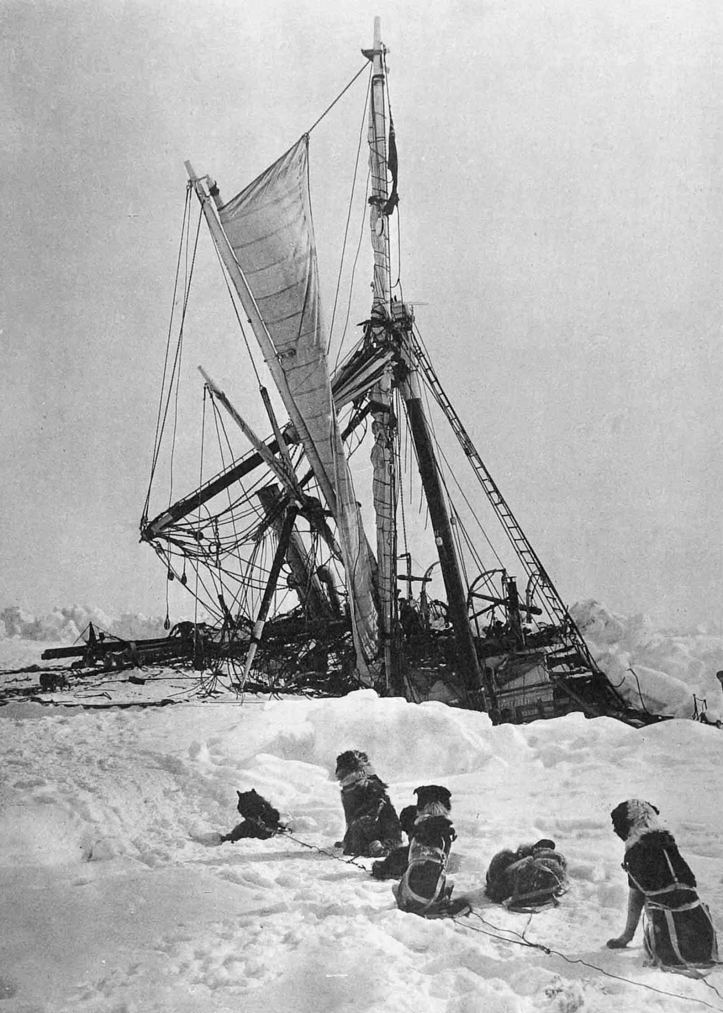 Stunning Historical Photos of Shackleton's Expedition to Antarctica, 1914-1917