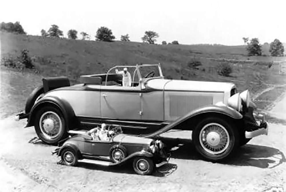 The World's Biggest Car: Stunning Historical Photos of Studebaker's Giant 1931 President Roadster