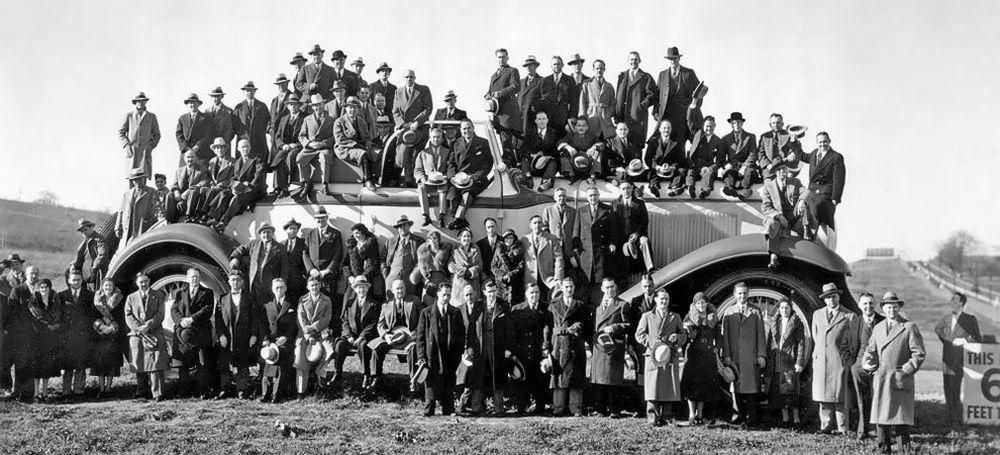 The World's Biggest Car: Stunning Historical Photos of Studebaker's Giant 1931 President Roadster