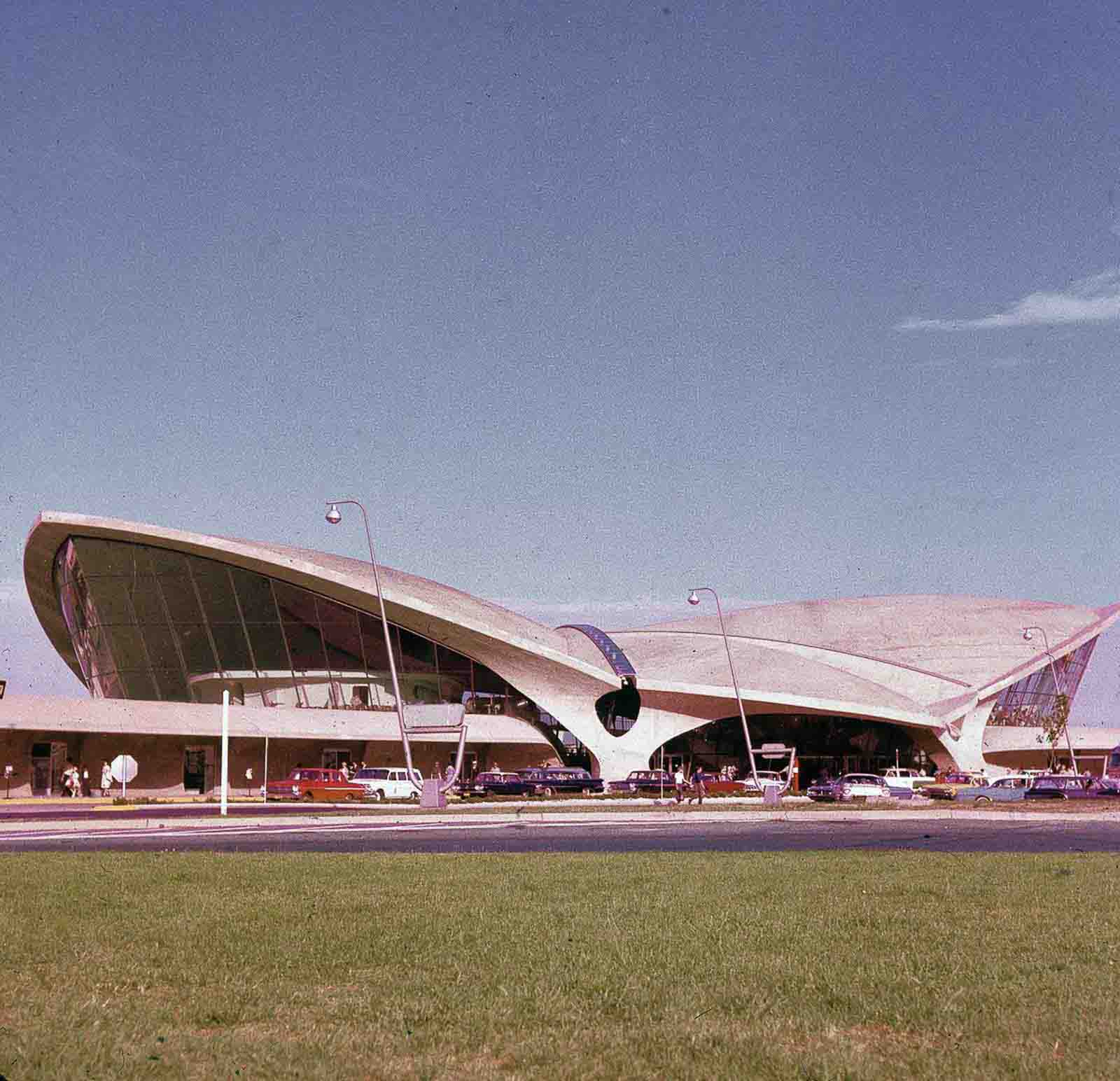 Stunning Vintage Photos of TWA flight Centre, New York City, 1962