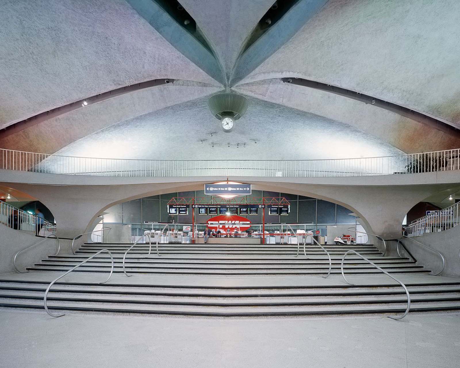 Stunning Vintage Photos of TWA flight Centre, New York City, 1962