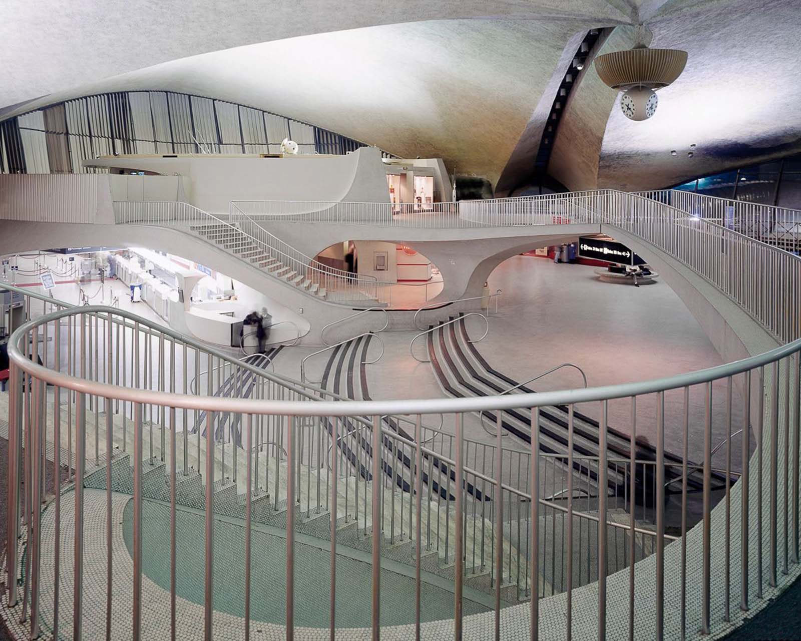 Stunning Vintage Photos of TWA flight Centre, New York City, 1962