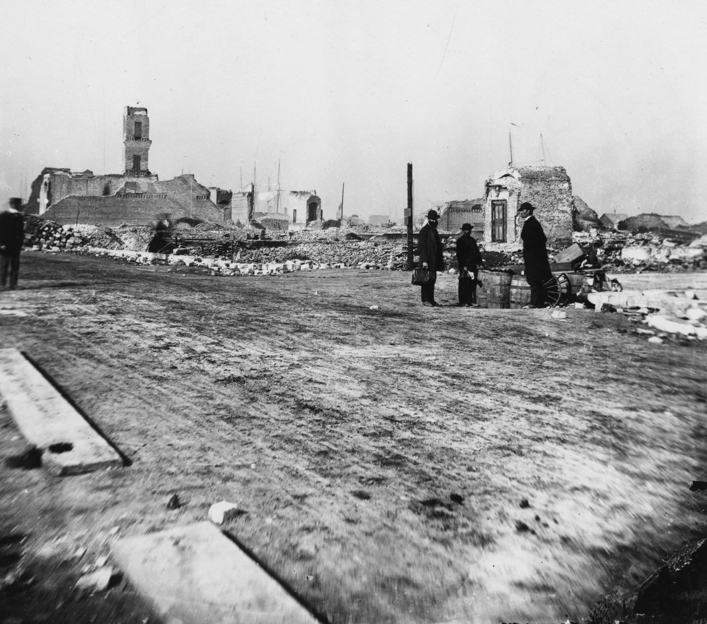 A view looking north at Franklin and Madison streets in Chicago after the Great Chicago Fire in 1871.