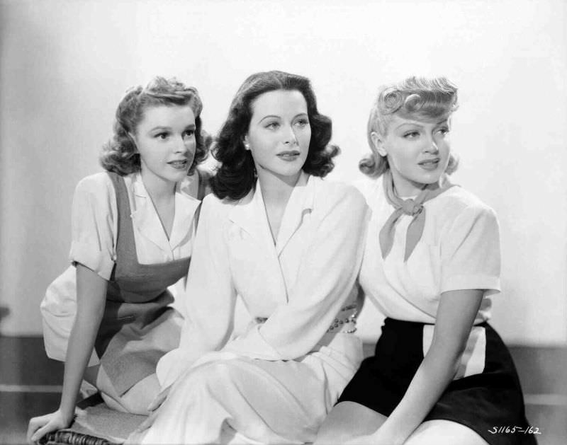 Fabulous Photos of Judy Garland, Hedy Lamarr and Lana Turner during the Filming of 'Ziegfeld Girl (1941)