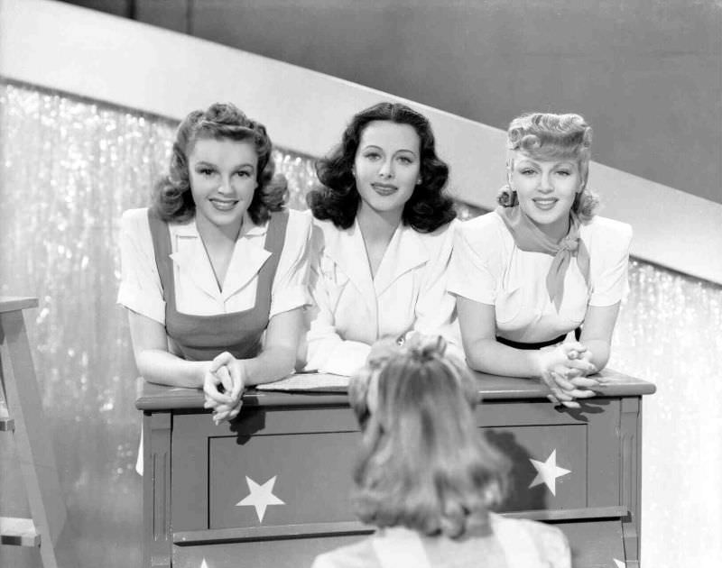 Fabulous Photos of Judy Garland, Hedy Lamarr and Lana Turner during the Filming of 'Ziegfeld Girl (1941)