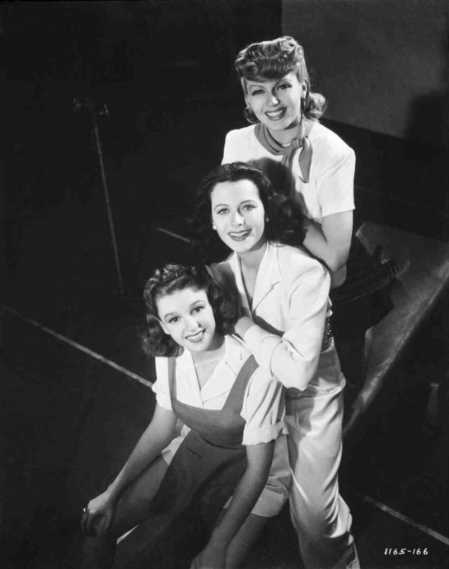 Fabulous Photos of Judy Garland, Hedy Lamarr and Lana Turner during the Filming of 'Ziegfeld Girl (1941)