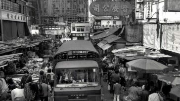 Hong Kong street life 1980s