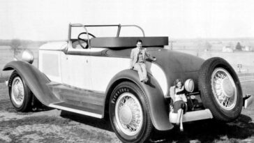 Studebaker Giant 1931 President Roadster