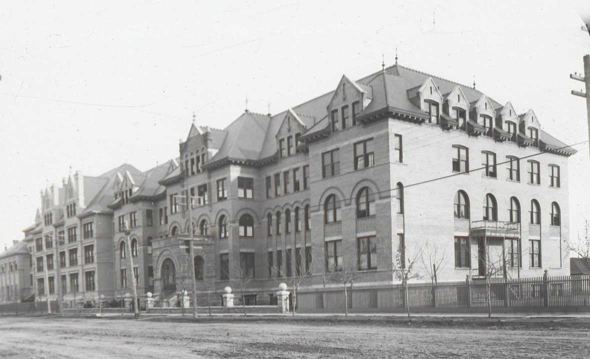 What Spokane, WA looked like in the 20th Century Through Fascinating Historical Photos