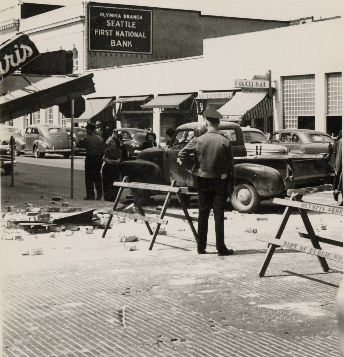 Damage on Fifth Avenue after Olympia earthquake, 1949