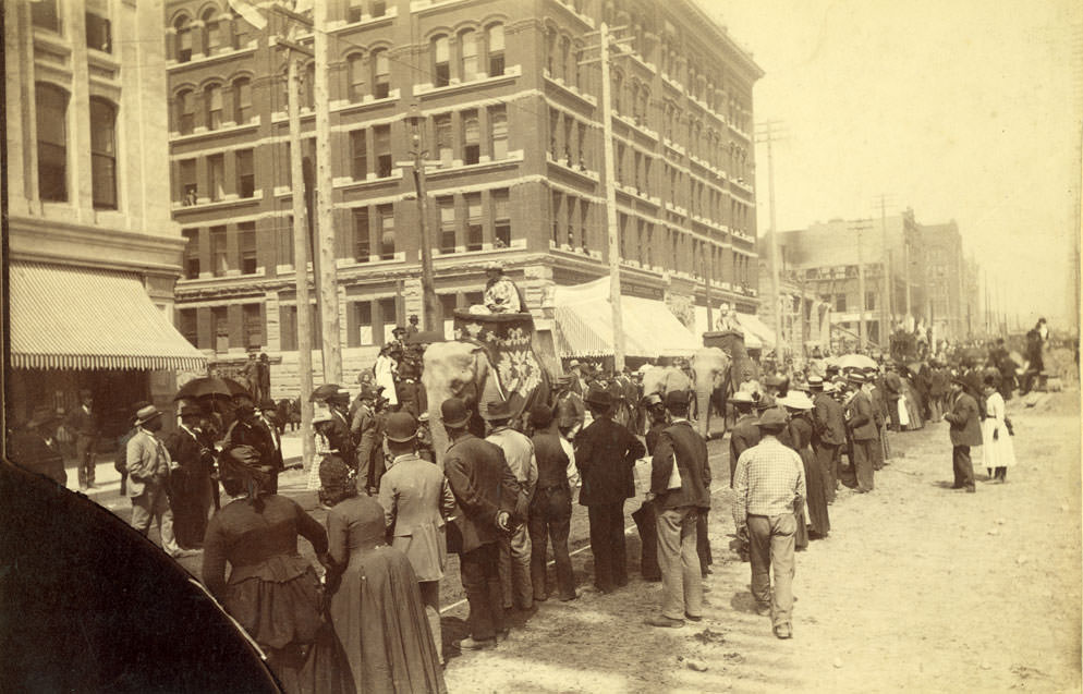 Circus parade Butler Hotel, Olympia, 1870