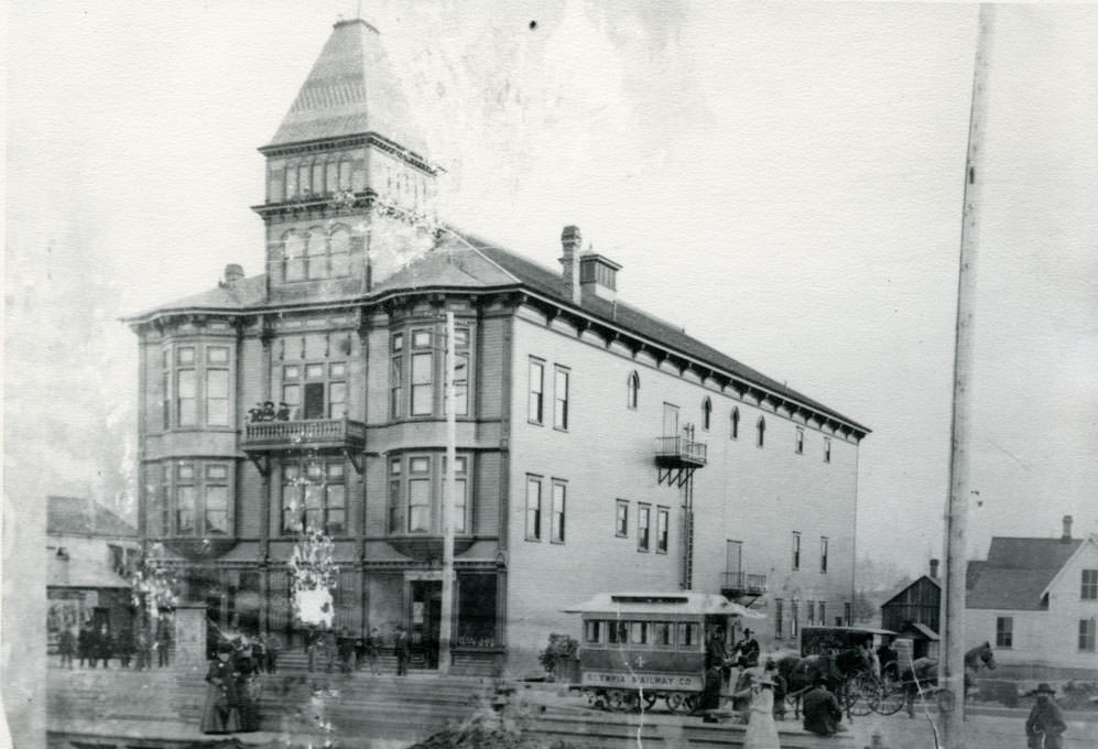 Olympia Theater and Olympia Railway, 1885