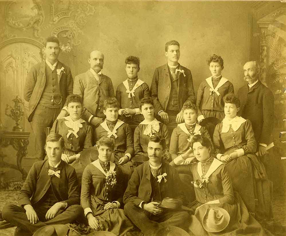 Class of Olympia Collegiate Institute with staff, 1885