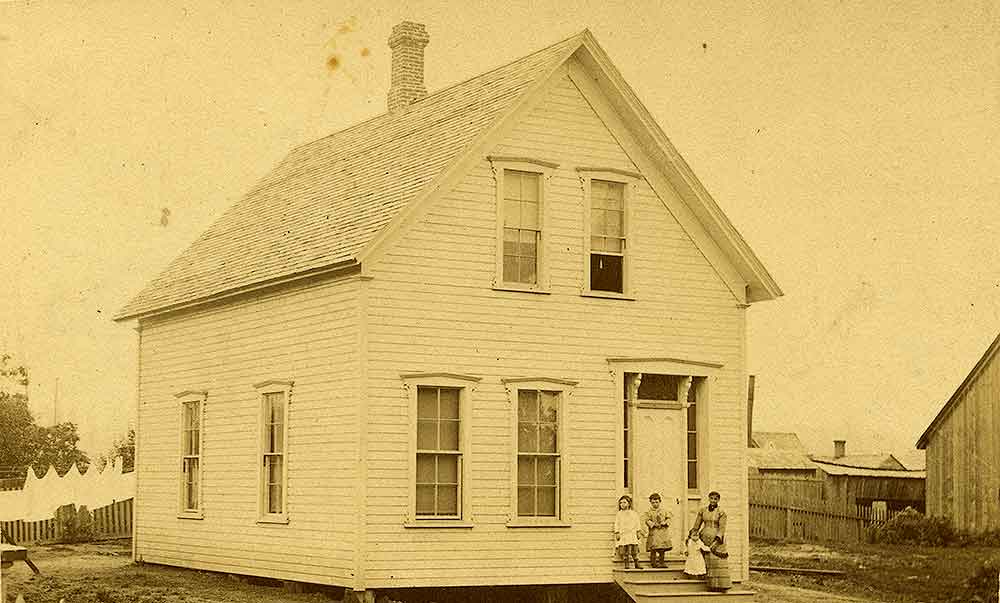 Allen family home in Swantown, Olympia, 1884