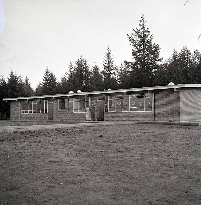 Boston Harbor school addition, 1950s
