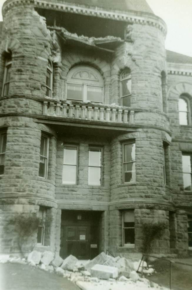 Old State Capitol Building after 1949 earthquake