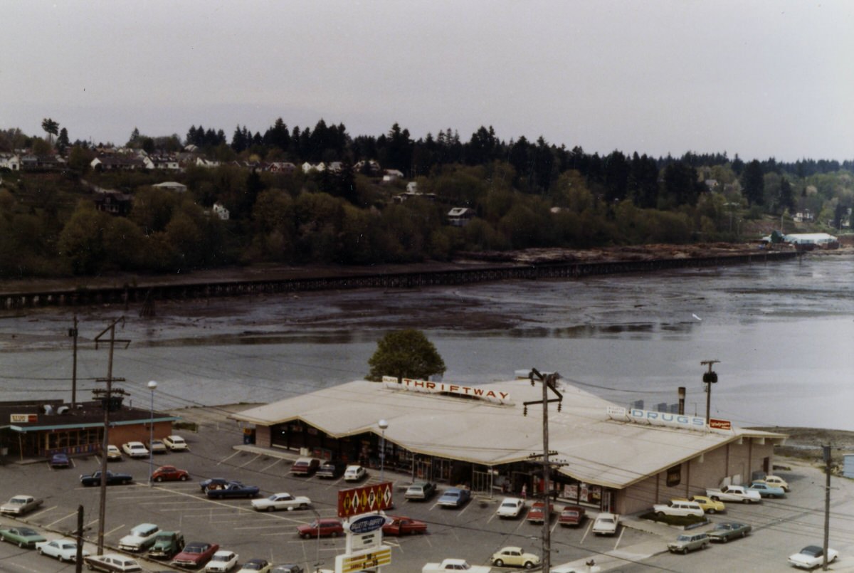 Bayview Thriftway, Olympia, 1972