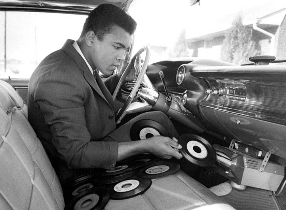 Highway Hi-Fi: When Cars had Built-in Vinyl Record Players