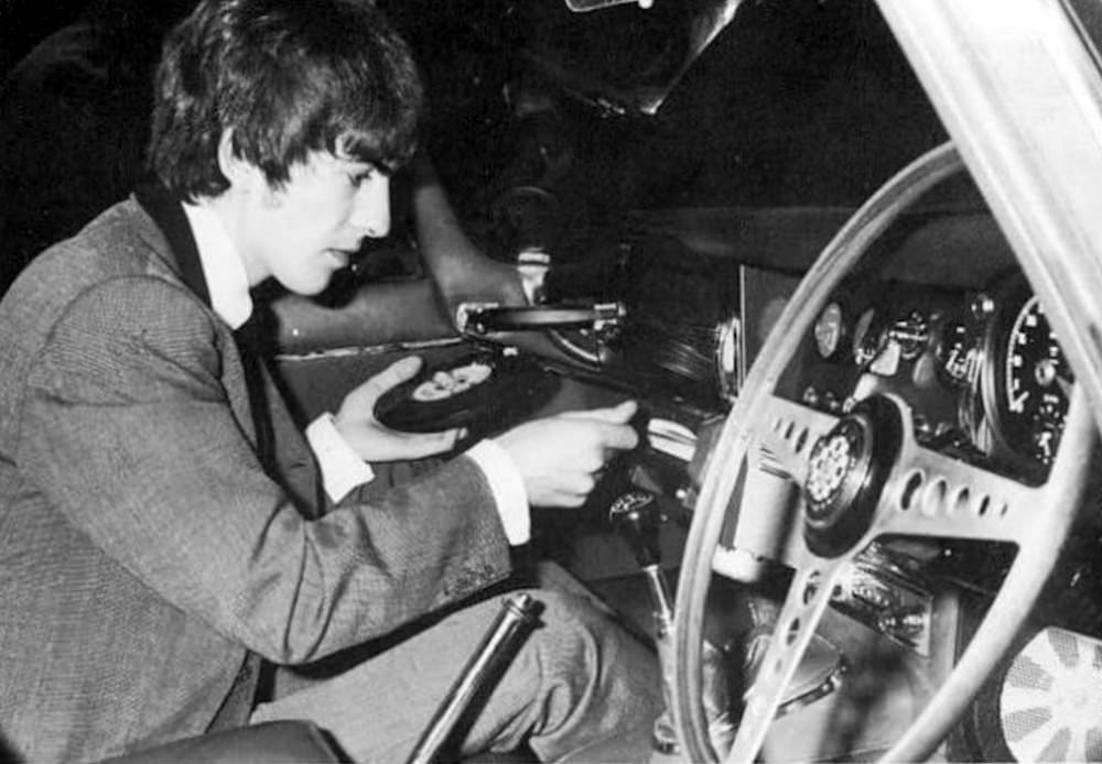 Highway Hi-Fi: When Cars had Built-in Vinyl Record Players