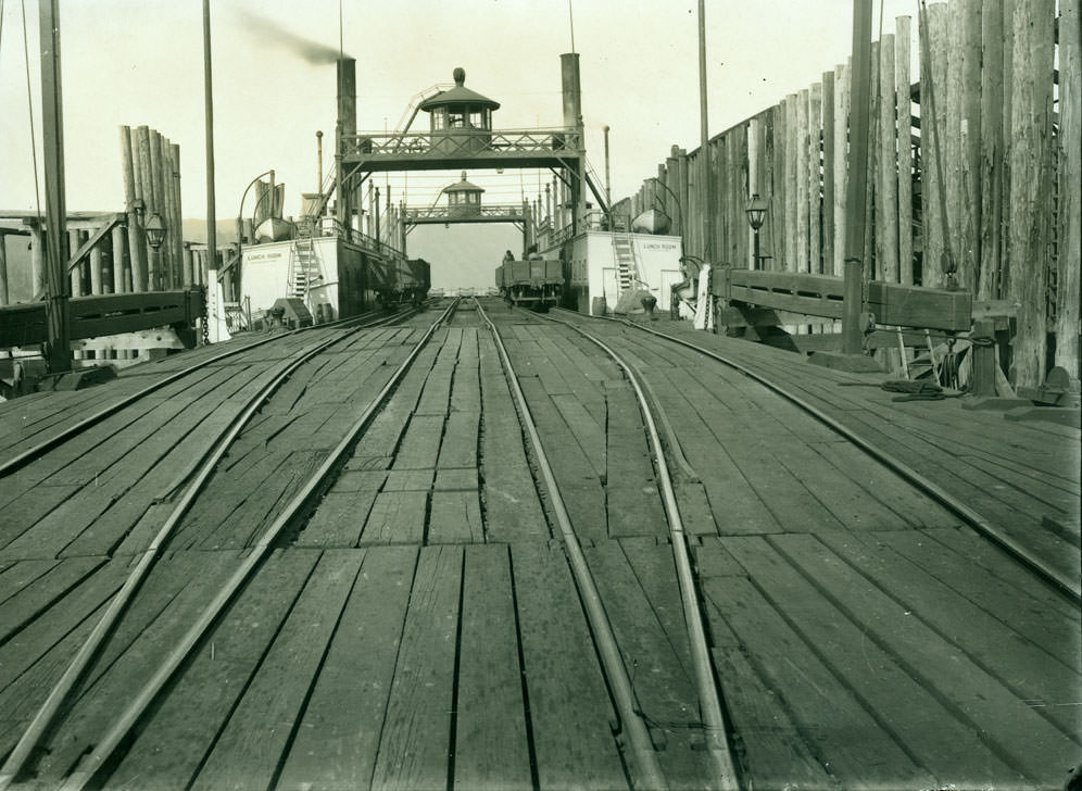 View of the transfer ferry "Tacoma", 1905