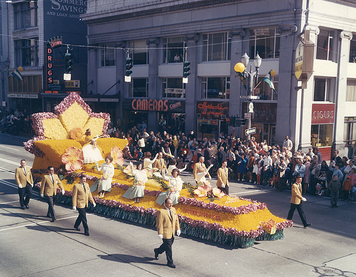Tacoma City Light float, Daffodil Parade, Tacoma, 1966