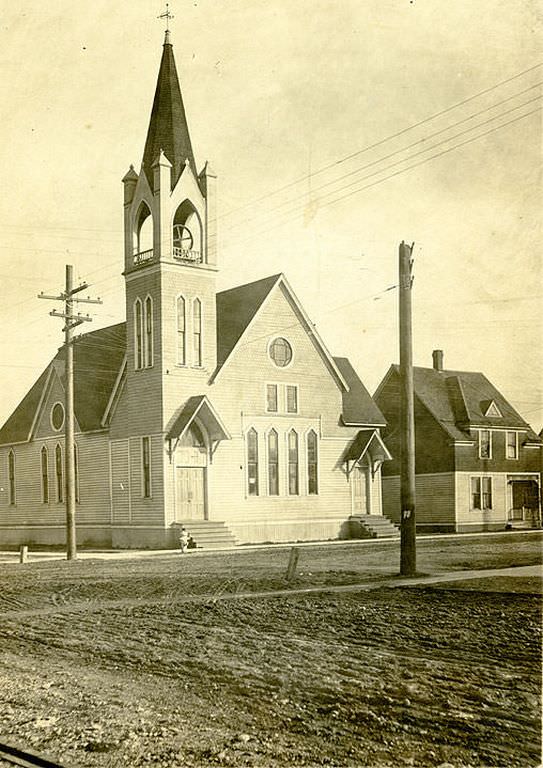 Asbury M. E. Church, Tacoma, 1900