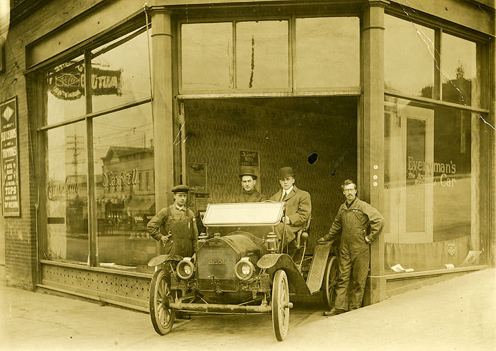 Auto Dealership, 1911 or 12 Ninth Street and Tacoma Avenue, Tacoma, 1910