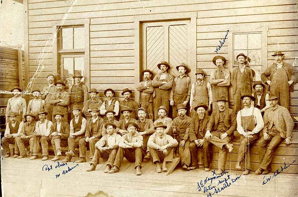 B & B Crew at Tacoma wharf, Tacoma, 1900