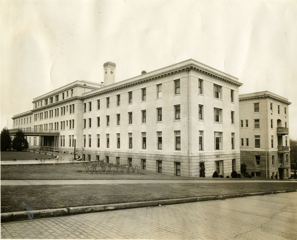 Tacoma General Hospital exterior view, 1925